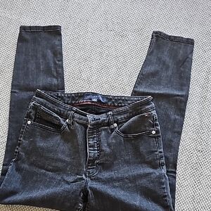 Tommy Tribeca Skinny Black Wash Women Jeans 10